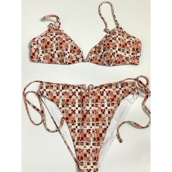 New. L*SPACE teeny bikini set. Medium. Retails $210 - Picture 9 of 13